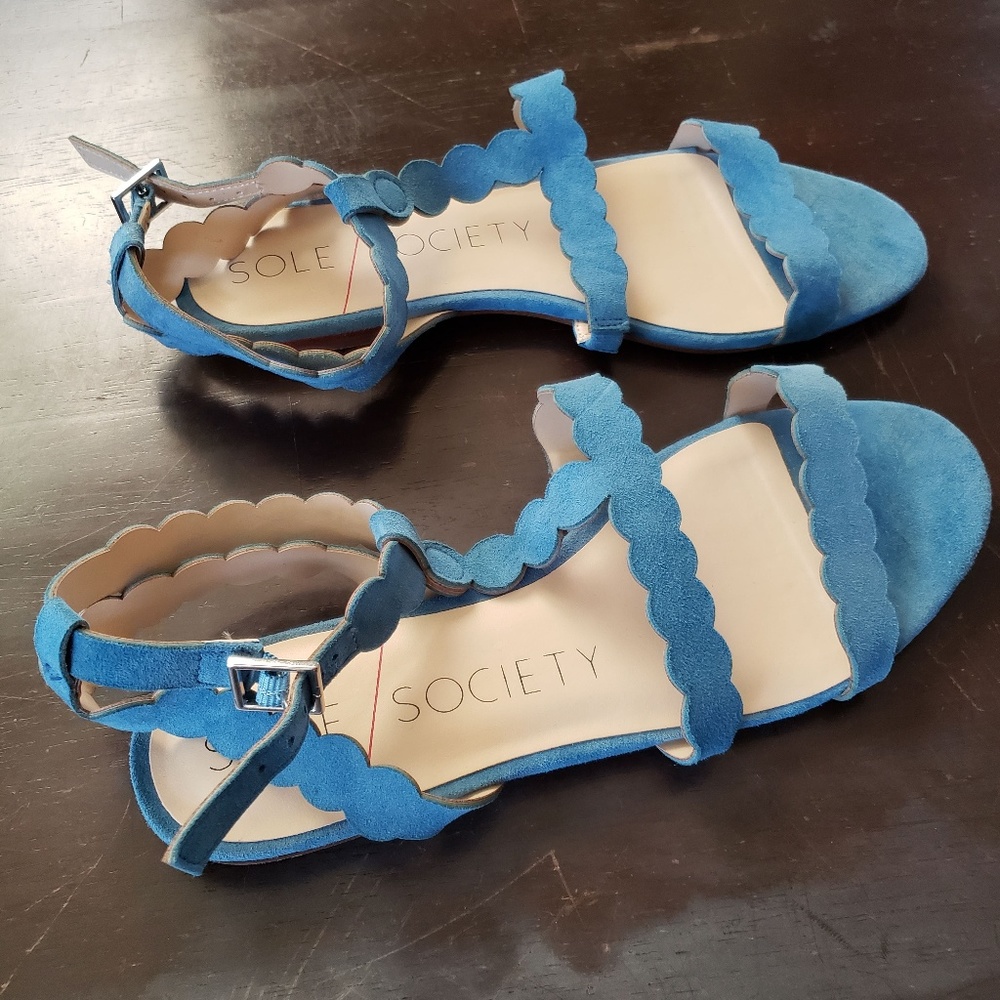 [Sole Society] Blue Suede Scallop Edge Sandals